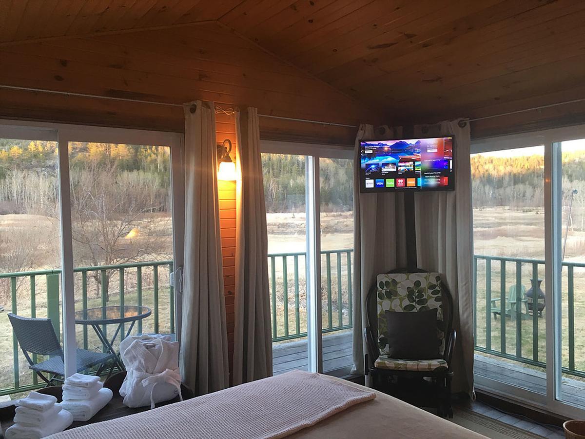 Bed and Breakfast La Chouette Viree Гран-Бержерон Екстер'єр фото
